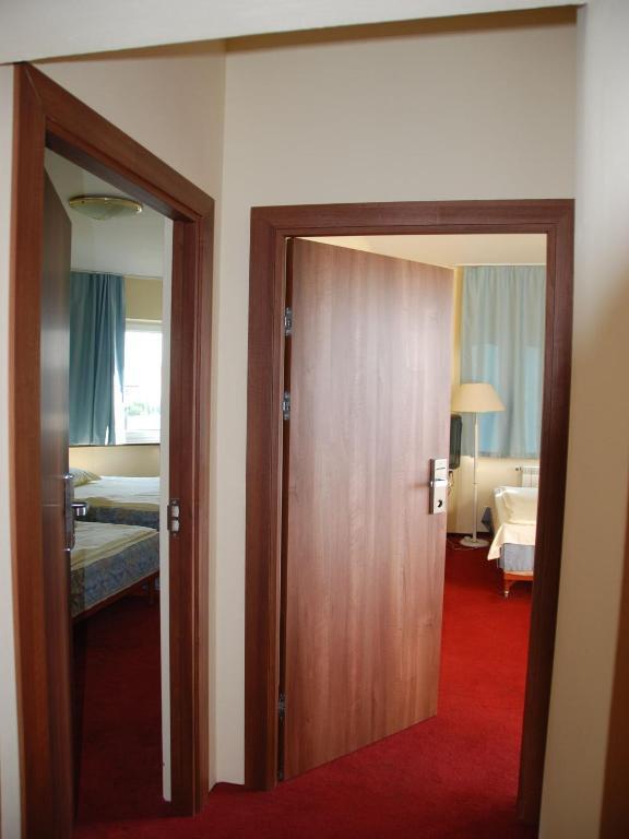 Rezydencja Parkowa Hotel Warsaw Ngoại thất bức ảnh