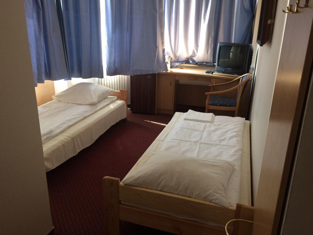 Rezydencja Parkowa Hotel Warsaw Ngoại thất bức ảnh